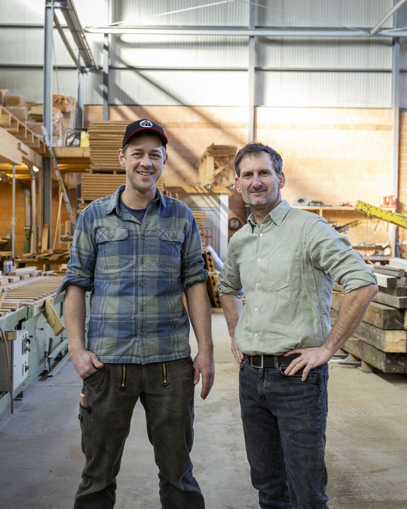 Adolf Buchenrieder and Hanno Jooß at work